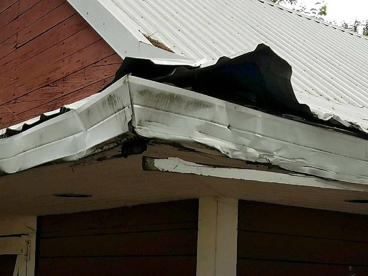 we replace gutters